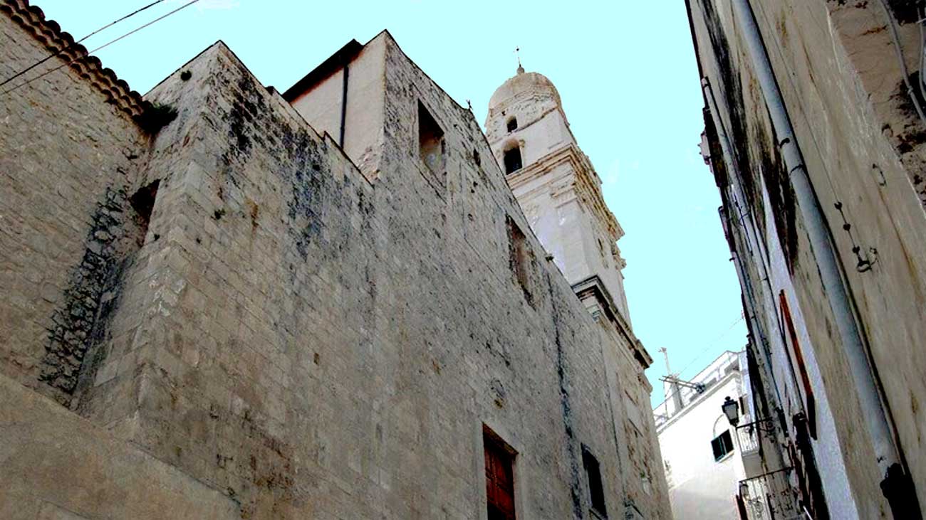 Cattedrale di Vieste esterno 