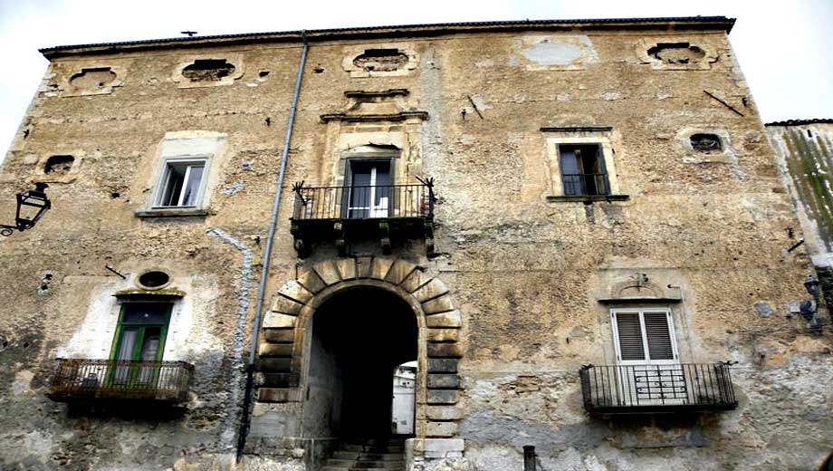 Palazzo Baronale Cagnano Varano