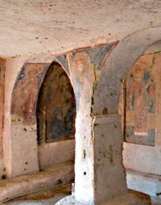  Chiesa rupestre di San Nicola a Mottola una delle tante della Magna Grecia